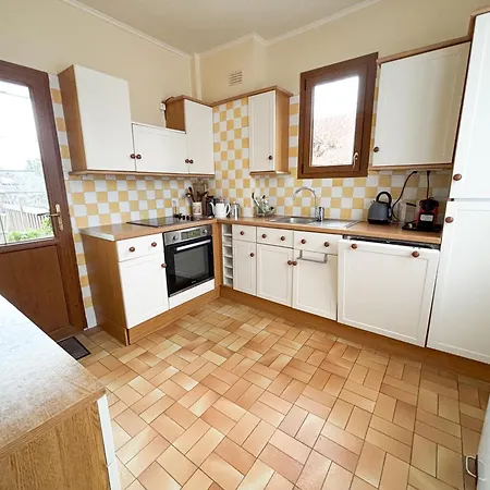 Maison Avec Jardin Dans Le Centre De Cabourg