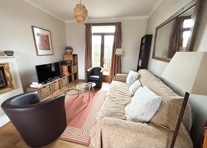 Maison Avec Jardin Dans Le Centre De